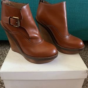 Chloe Wedge with Buckle size 37